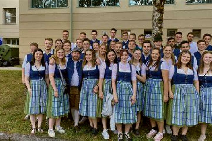Escorts Edlbach, Austria — Local Companions