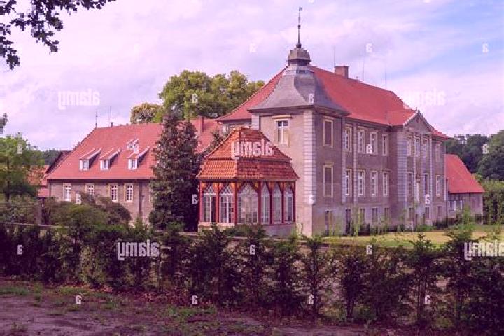 Escorts Eggermuhlen, Germany — Local Companions