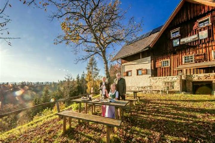 Escorts Eggersdorf bei Graz, Austria — Local Companions