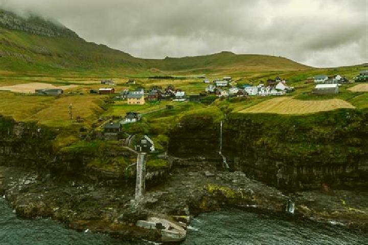 Escorts Eidi, Faroe Islands — Local Companions