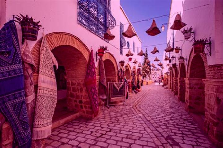 Escorts El Bahira, Tunisia — Local Companions
