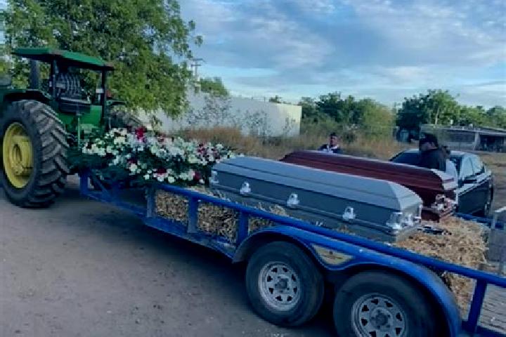 Escorts El Burrion, Mexico — Local Companions