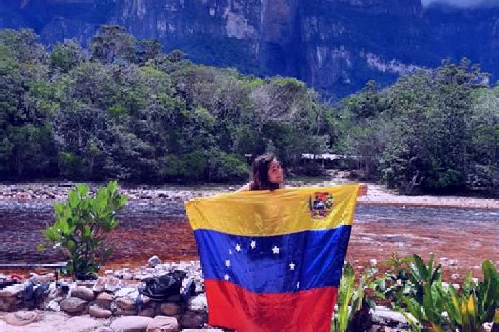 Escorts El Canton, Venezuela — Local Companions