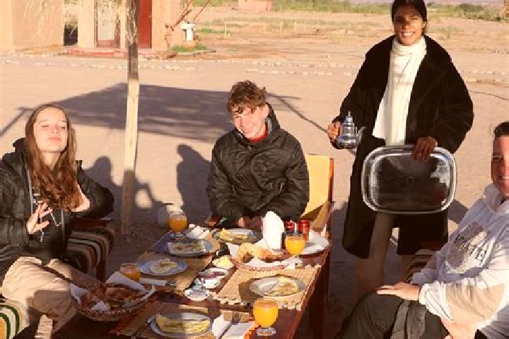 Escorts El Guerdane, Morocco — Local Companions