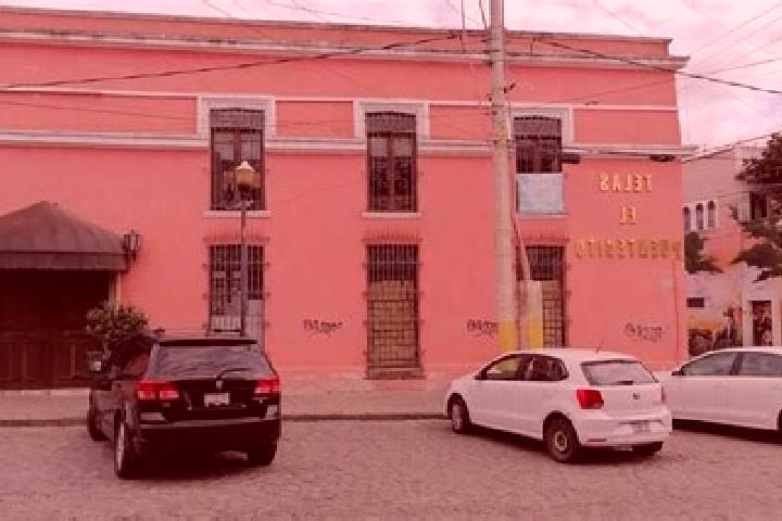 Escorts El Puentecito, Mexico — Local Companions
