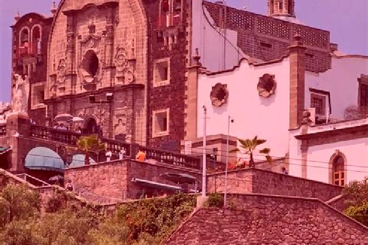 Escorts El Tepeyac, Mexico — Local Companions