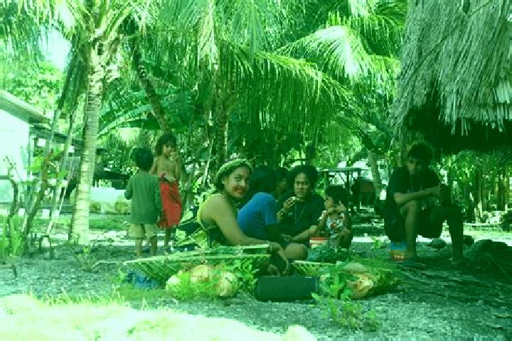 Escorts Elato, Micronesia — Local Companions