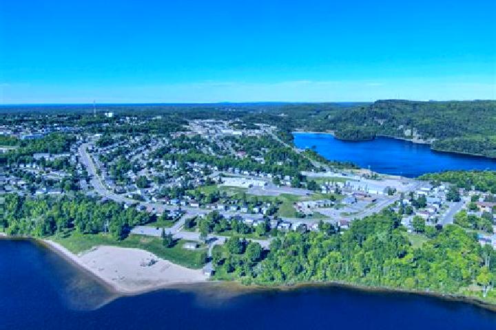 Escorts Elliot Lake, Canada — Local Companions