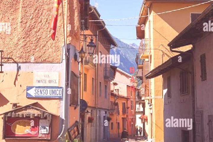 Escorts Entracque, Italy — Local Companions