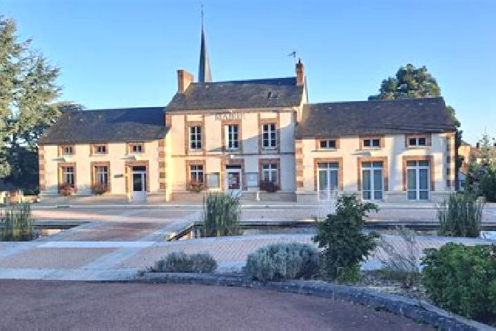 Escorts Eragny-sur-Epte, France — Local Companions
