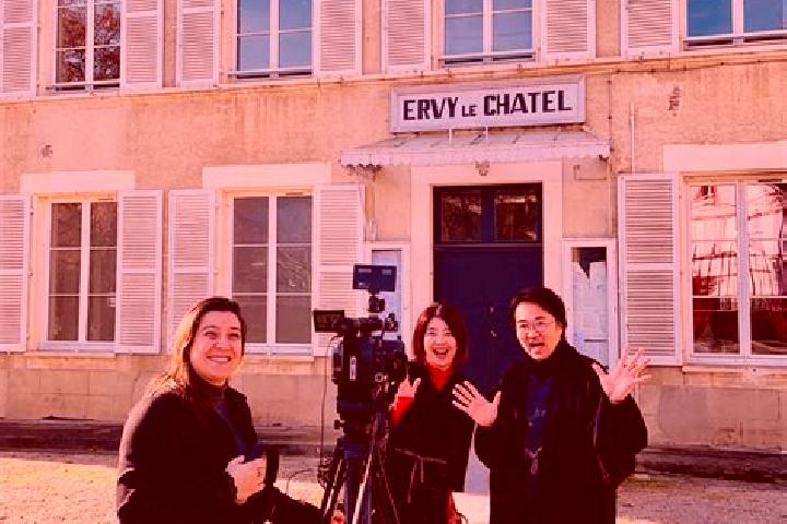 Escorts Ervy-le-Chatel, France — Local Companions