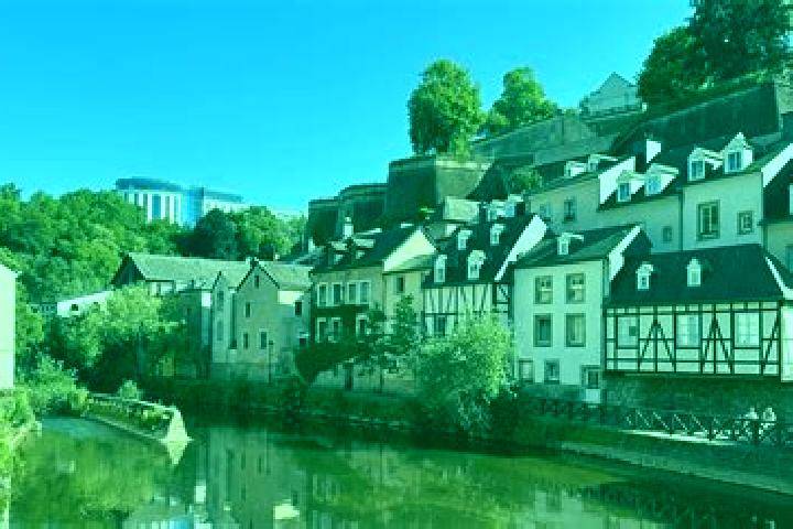 Escorts Eschdorf, Luxembourg — Local Companions