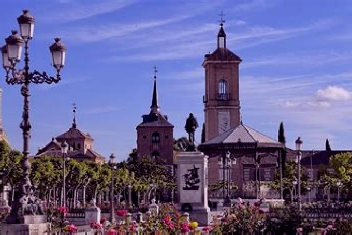 Escorts Espinosa de Henares, Spain — Local Companions