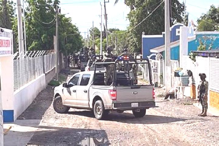 Escorts Estacion Bamoa, Mexico — Local Companions