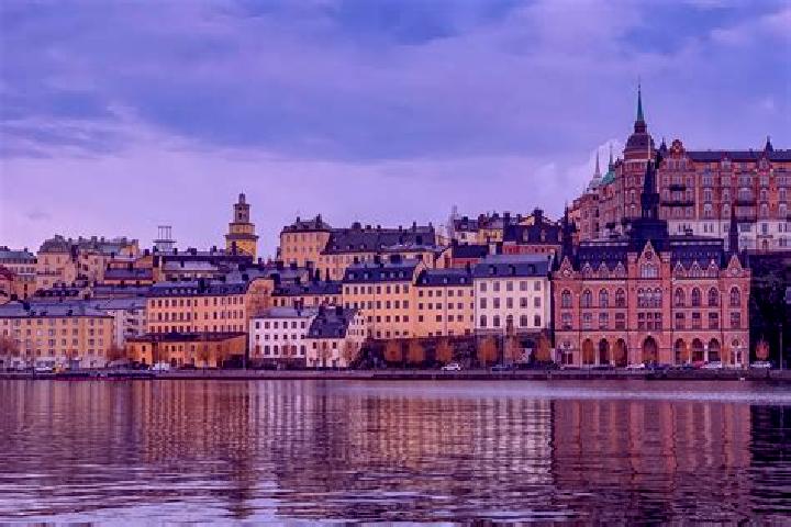 Escorts Faergelanda, Sweden — Local Companions