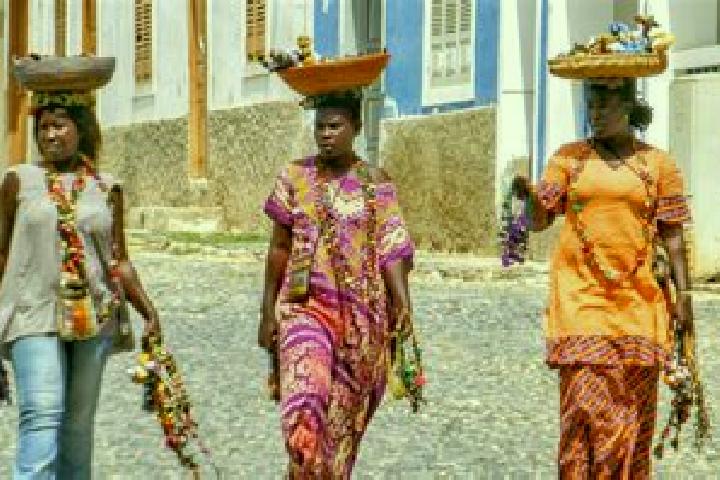 Escorts Faja de Domingas Bento, Cape Verde — Local Companions