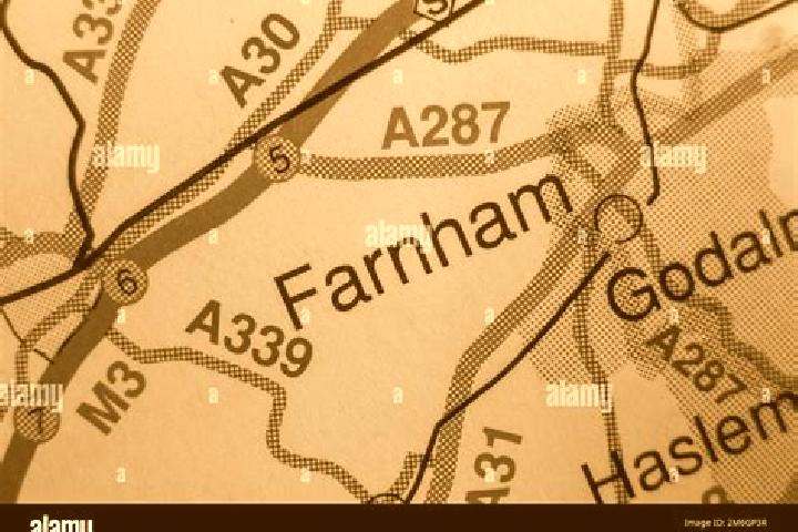 Escorts Farnham, United Kingdom — Local Companions