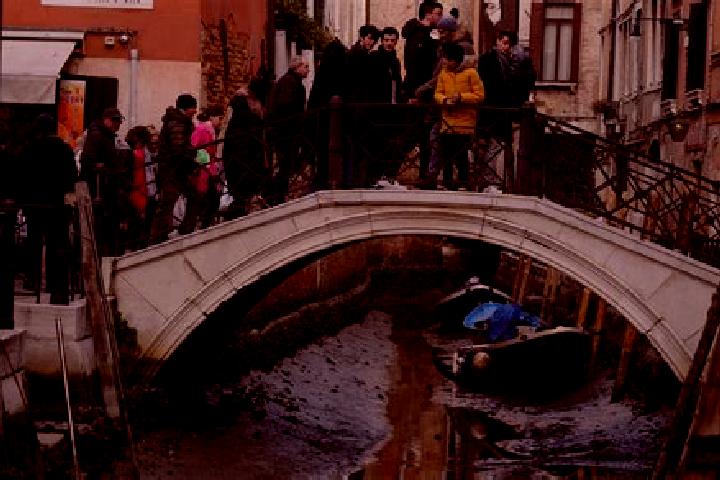 Escorts Favirano, Italy — Local Companions