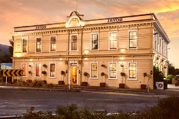 Escorts Featherston, New Zealand — Local Companions