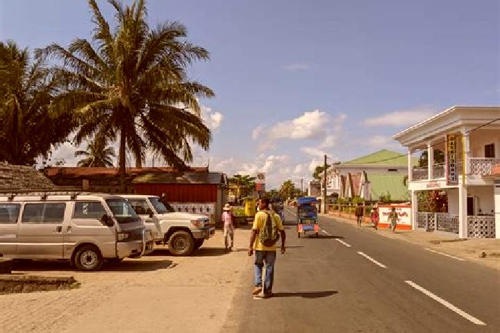 Escorts Fenoarivo Atsinanana, Madagascar — Local Companions