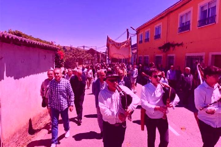 Escorts Ferreras de Arriba, Spain — Local Companions