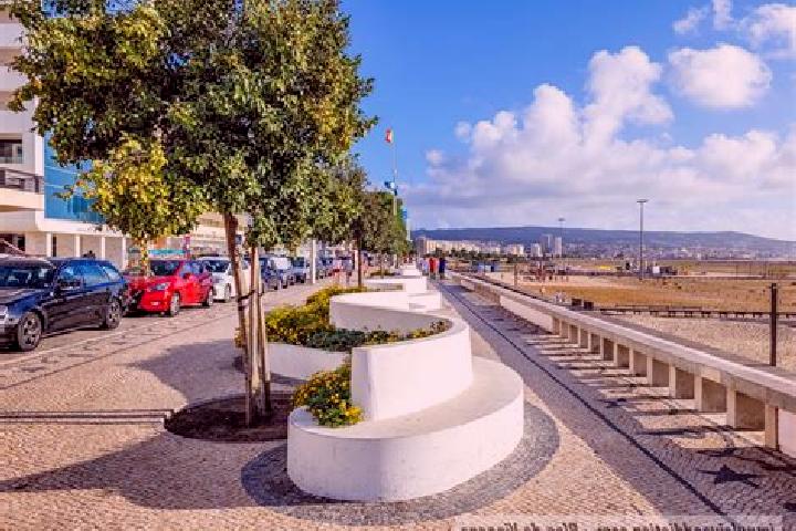 Escorts Figueira da Foz, Portugal — Local Companions