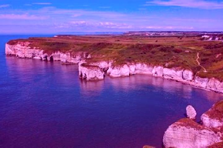 Escorts Flamborough, United Kingdom — Local Companions