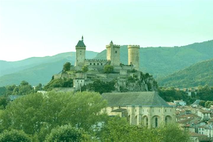 Escorts Foix, France — Local Companions