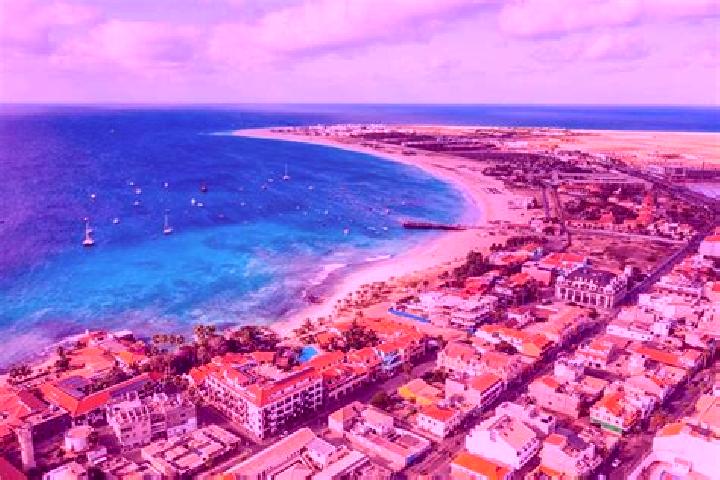 Escorts Fontona, Cape Verde — Local Companions