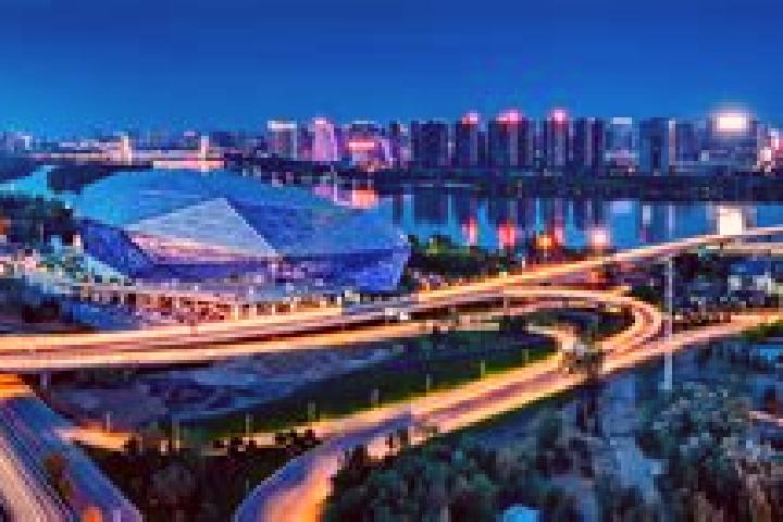 Escorts Fuxin, China — Local Companions
