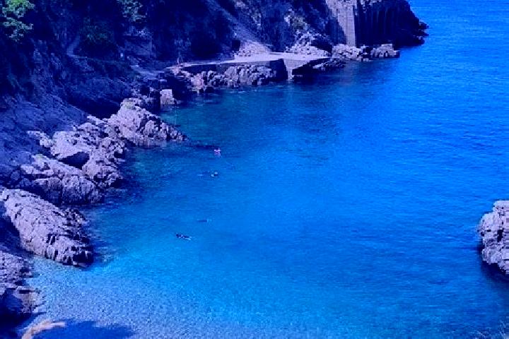 Escorts Gaiola, Italy — Local Companions