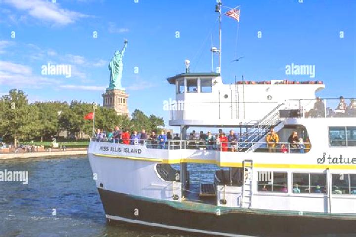 Escorts Gallipolis Ferry, United States — Local Companions