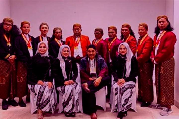 Escorts Ganjur, Indonesia — Local Companions