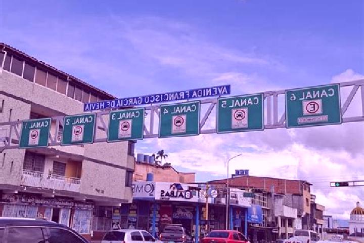 Escorts Garcia de Hevia Municipality, Venezuela — Local Companions