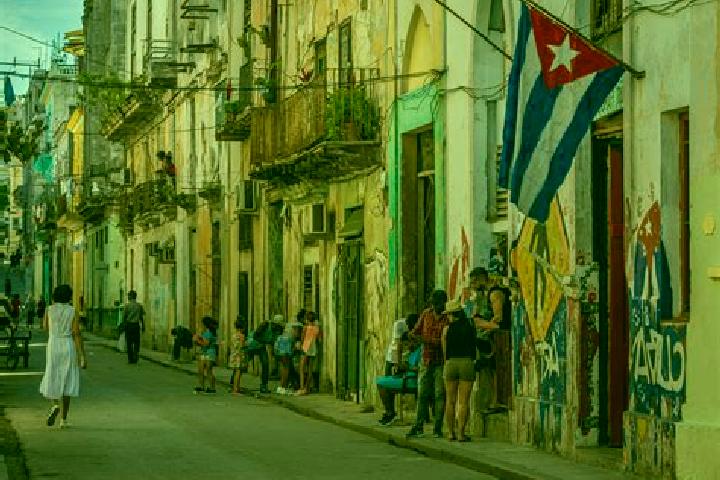 Escorts Gaspar, Cuba — Local Companions