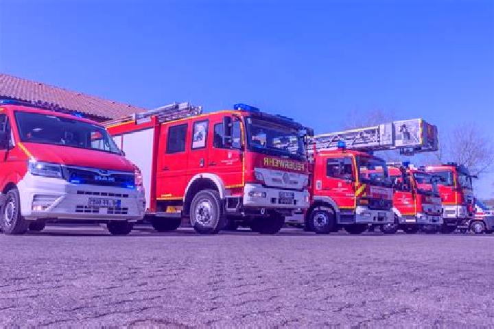 Escorts Gaushorn, Germany — Local Companions
