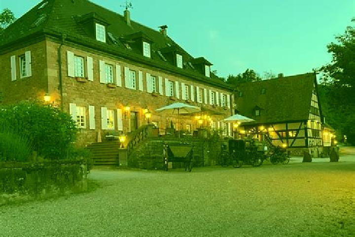 Escorts Gauting, Germany — Local Companions