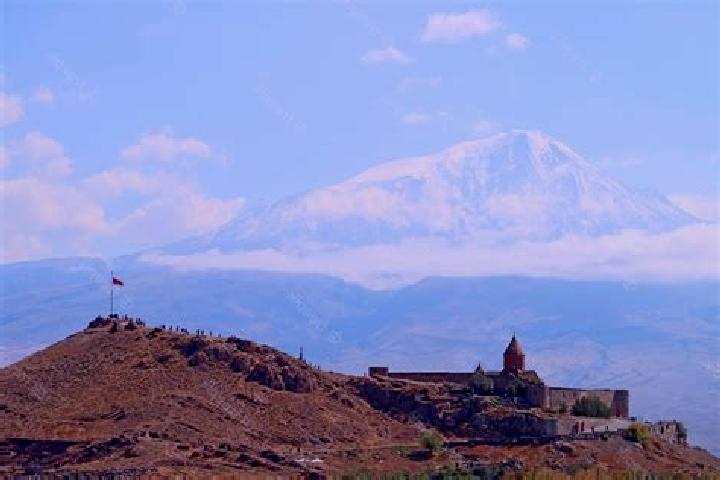 Escorts Geghadzor, Armenia — Local Companions