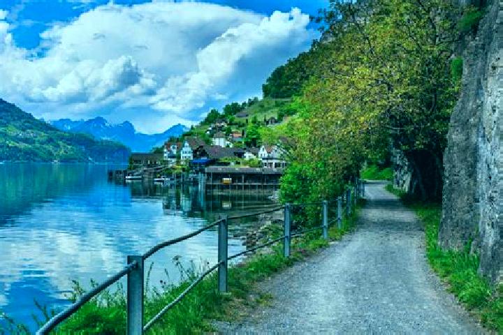 Escorts Geuensee, Switzerland — Local Companions