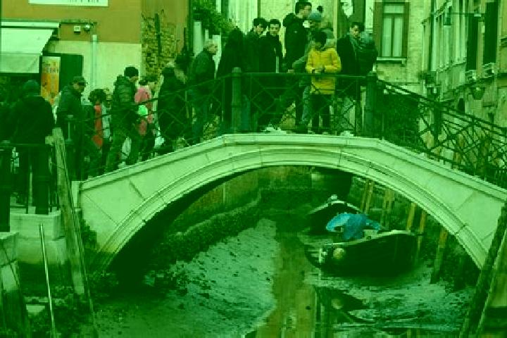 Escorts Gignod, Italy — Local Companions