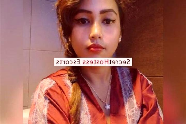 Escorts Gisiliba, Indonesia — Local Companions