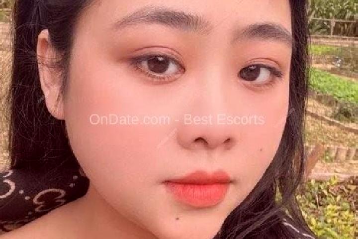 Escorts GJak Glei, Vietnam — Local Companions