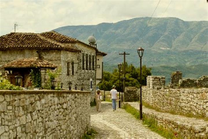 Escorts Gjergjan, Albania — Local Companions