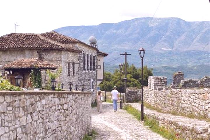 Escorts Gjinaj, Albania — Local Companions