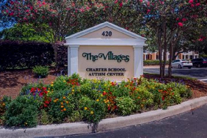 Escorts Glasgow Village, United States — Local Companions