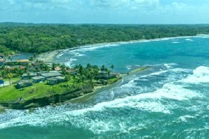 Escorts Gobea, Panama — Local Companions