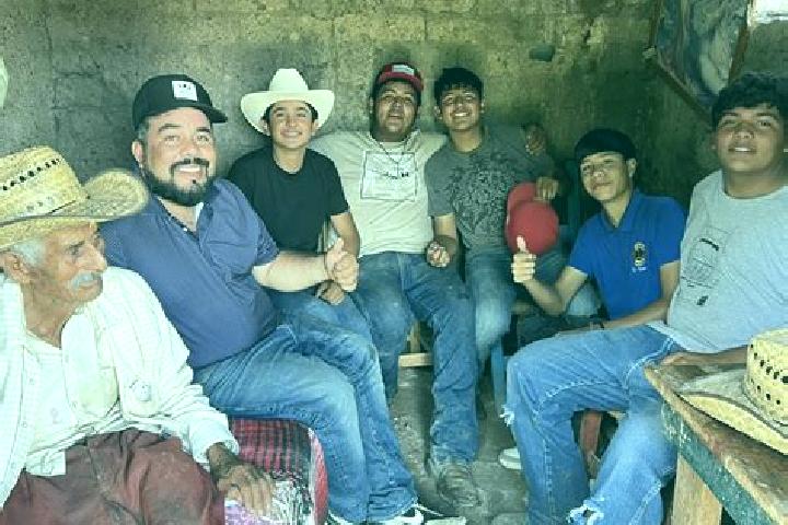 Escorts Graceros, Mexico — Local Companions