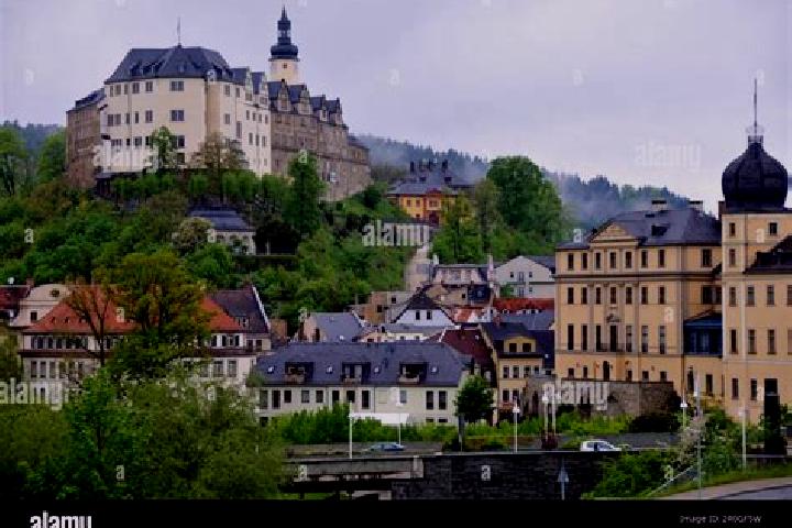 Escorts Greiz, Germany — Local Companions
