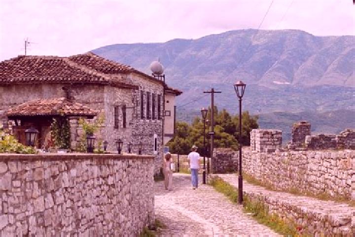 Escorts Grekan, Albania — Local Companions