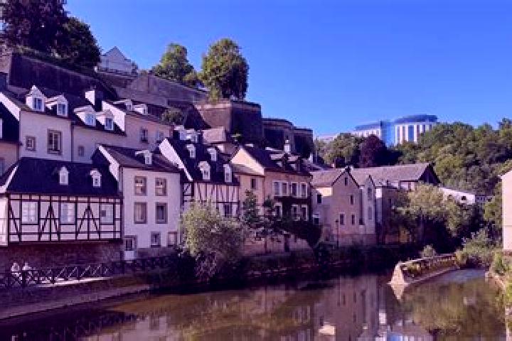 Escorts Grevenmacher, Luxembourg — Local Companions